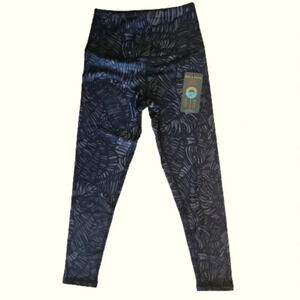 Sol & Mane "Alana" black and grey animal print legging Size XS NWT